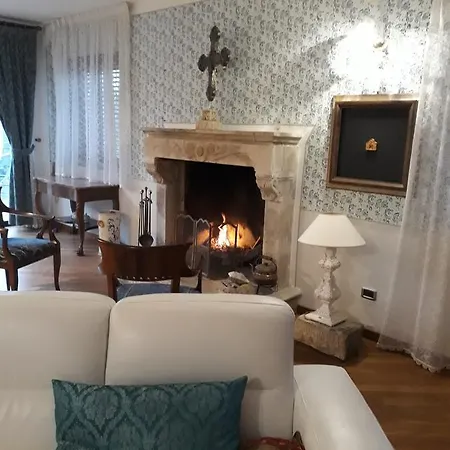 Casa Vacanza Poesia D'abruzzo - Cr 06804dueaffzerozerozerodue Σπίτι διακοπών *